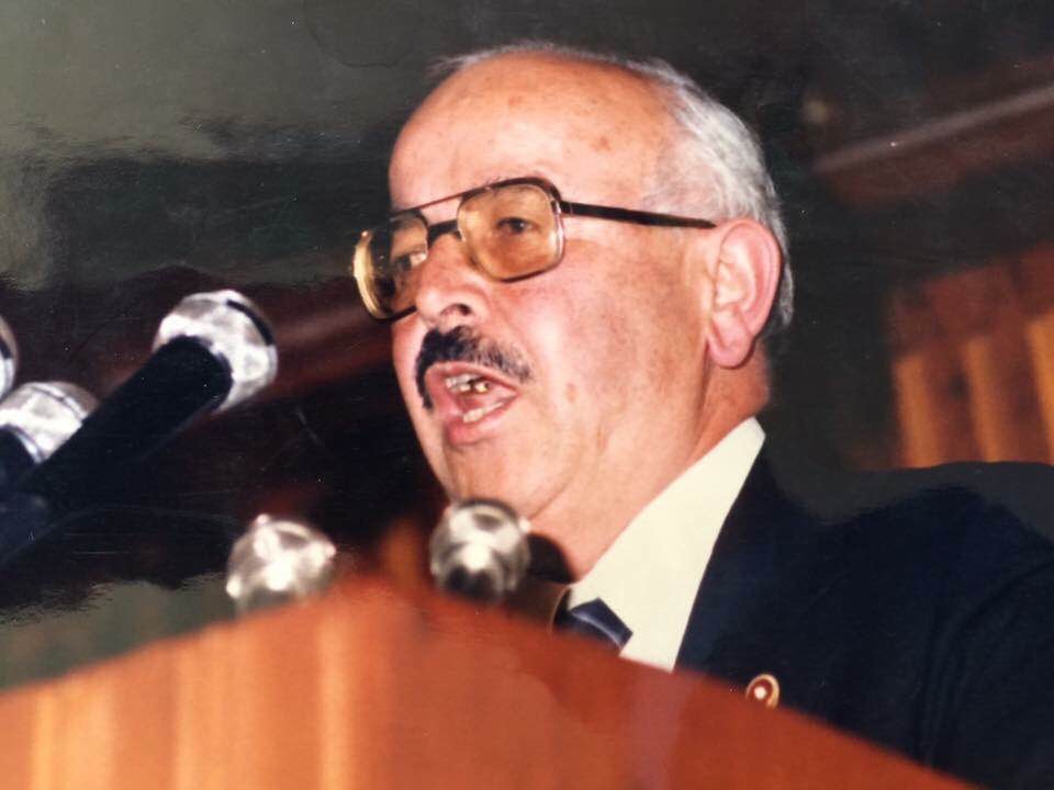 Haydar Koyuncu mecliste yemin ederken