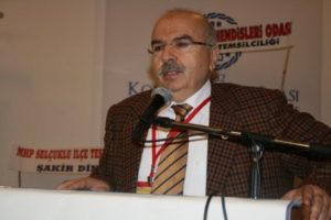 Ödül töreninde konuşurken