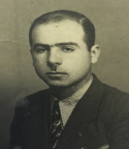 Mustafa Başaralı 2001’de Vefat etmiştir